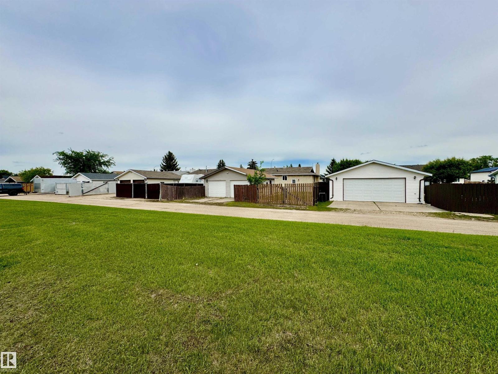 5040 47 ST - 51