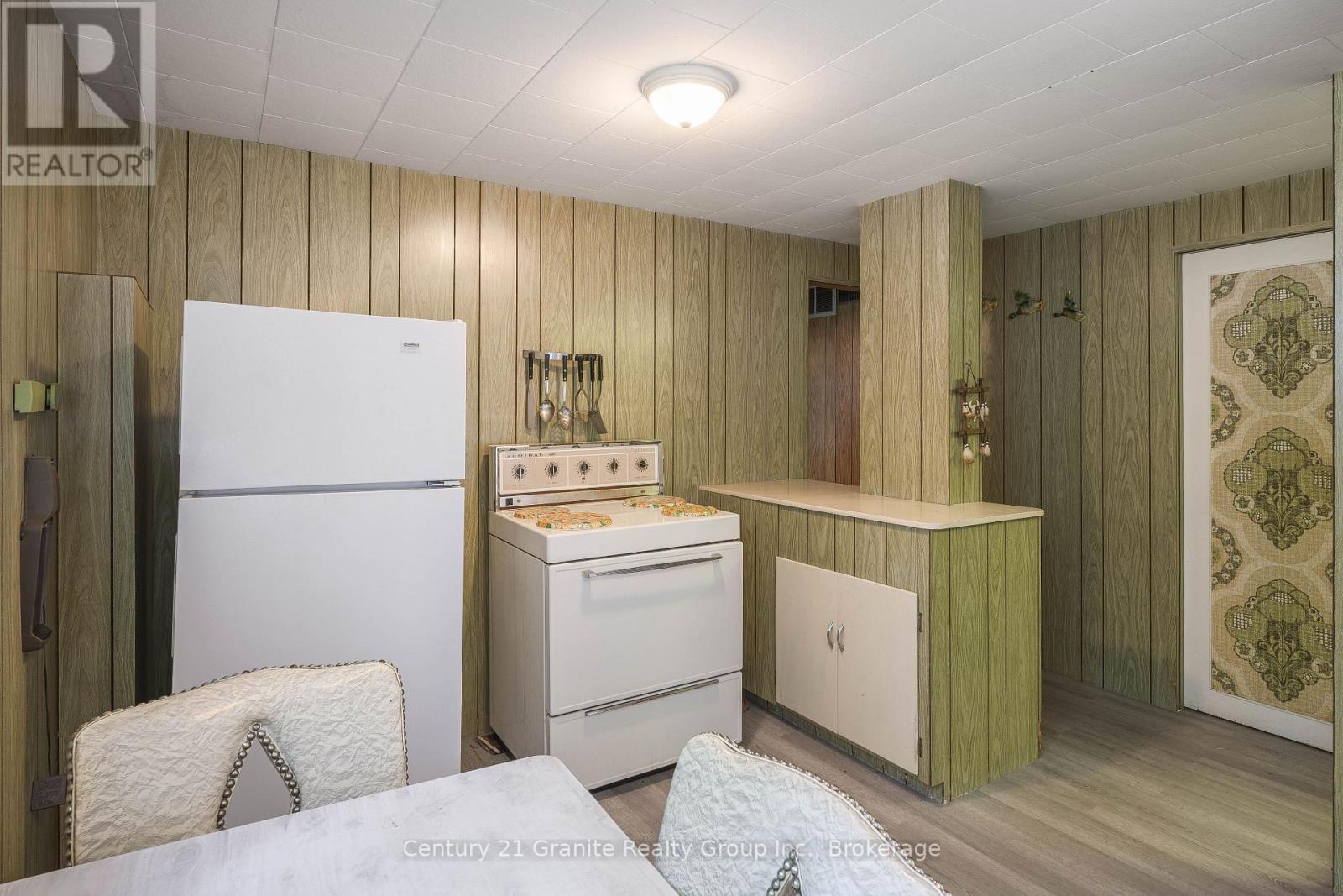 1950 CURRY ROAD - Image 39