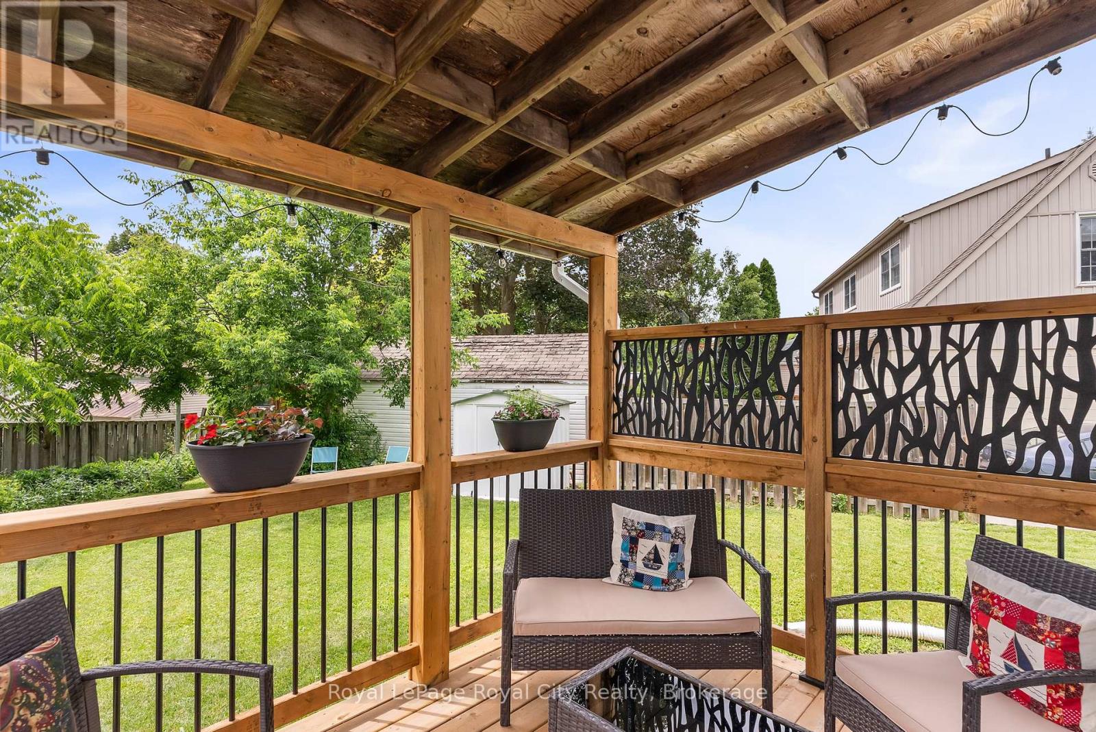 56 WINSTON CRESCENT - 28