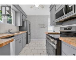 Bath (# pieces 1-6) - 419 Holden Street, Oromocto, NB E2V1G2 Photo 11