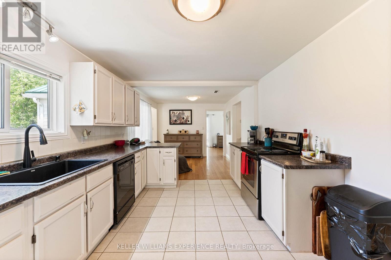 3514 PENETANGUISHENE ROAD - 24