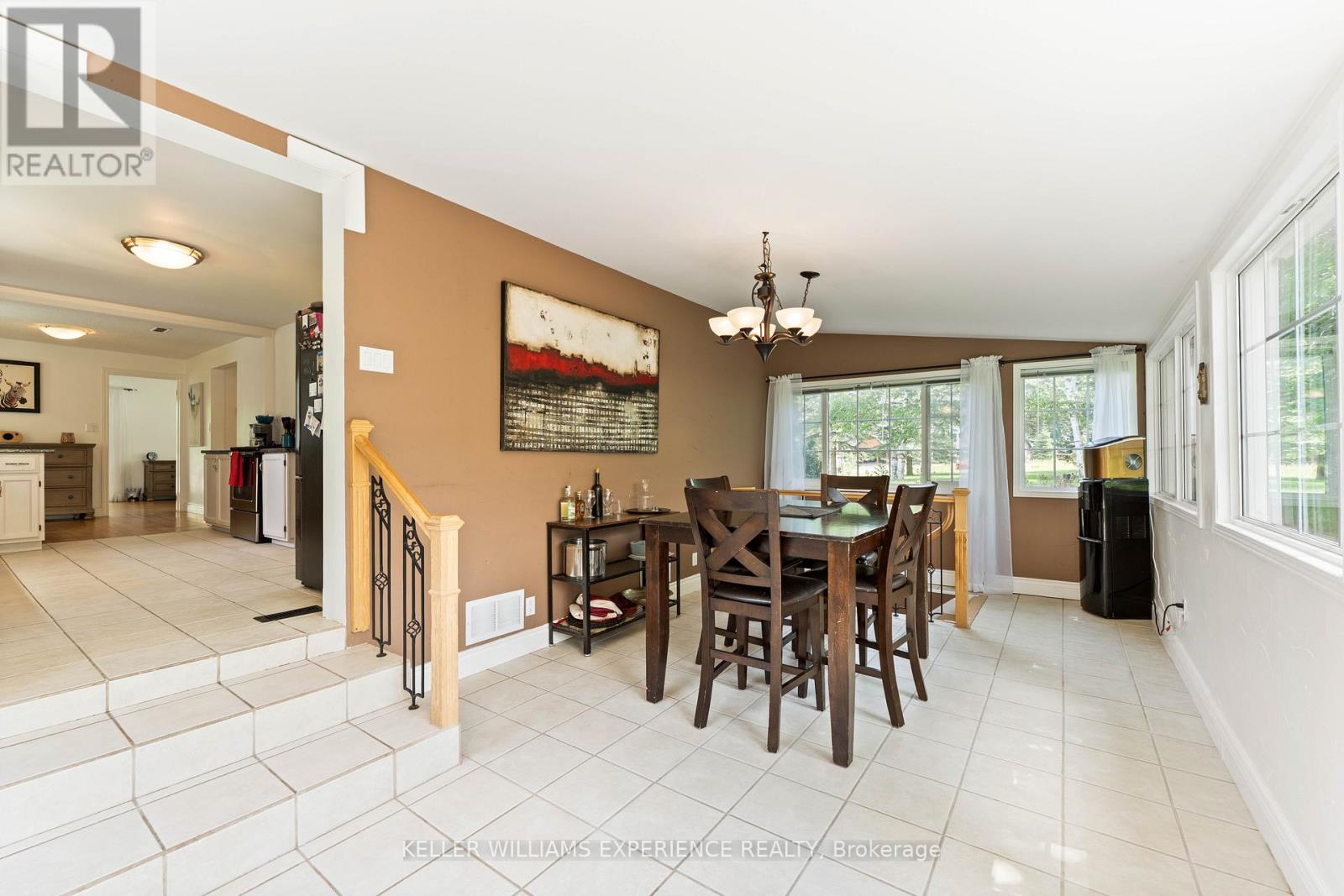 3514 PENETANGUISHENE ROAD - 32