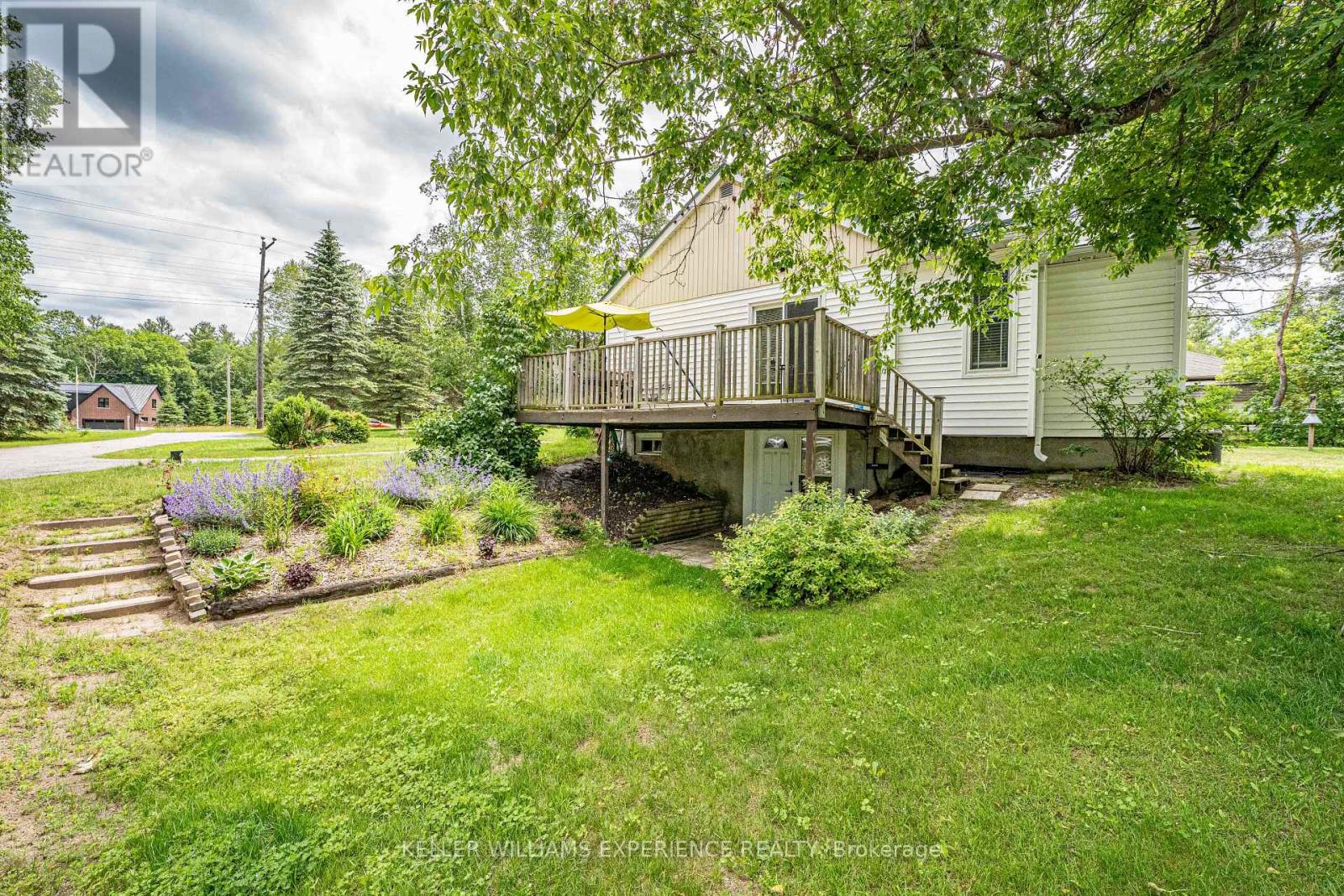 3514 PENETANGUISHENE ROAD - 38