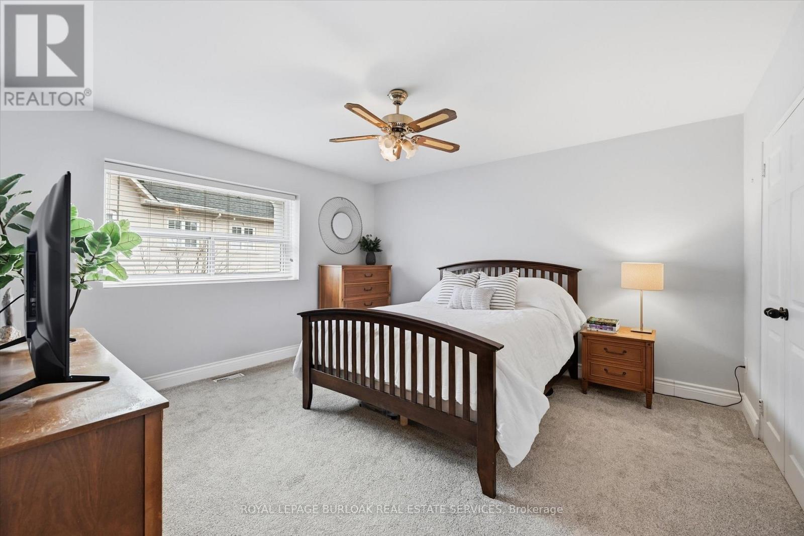#6 469 CLARIDGE ROAD - 20