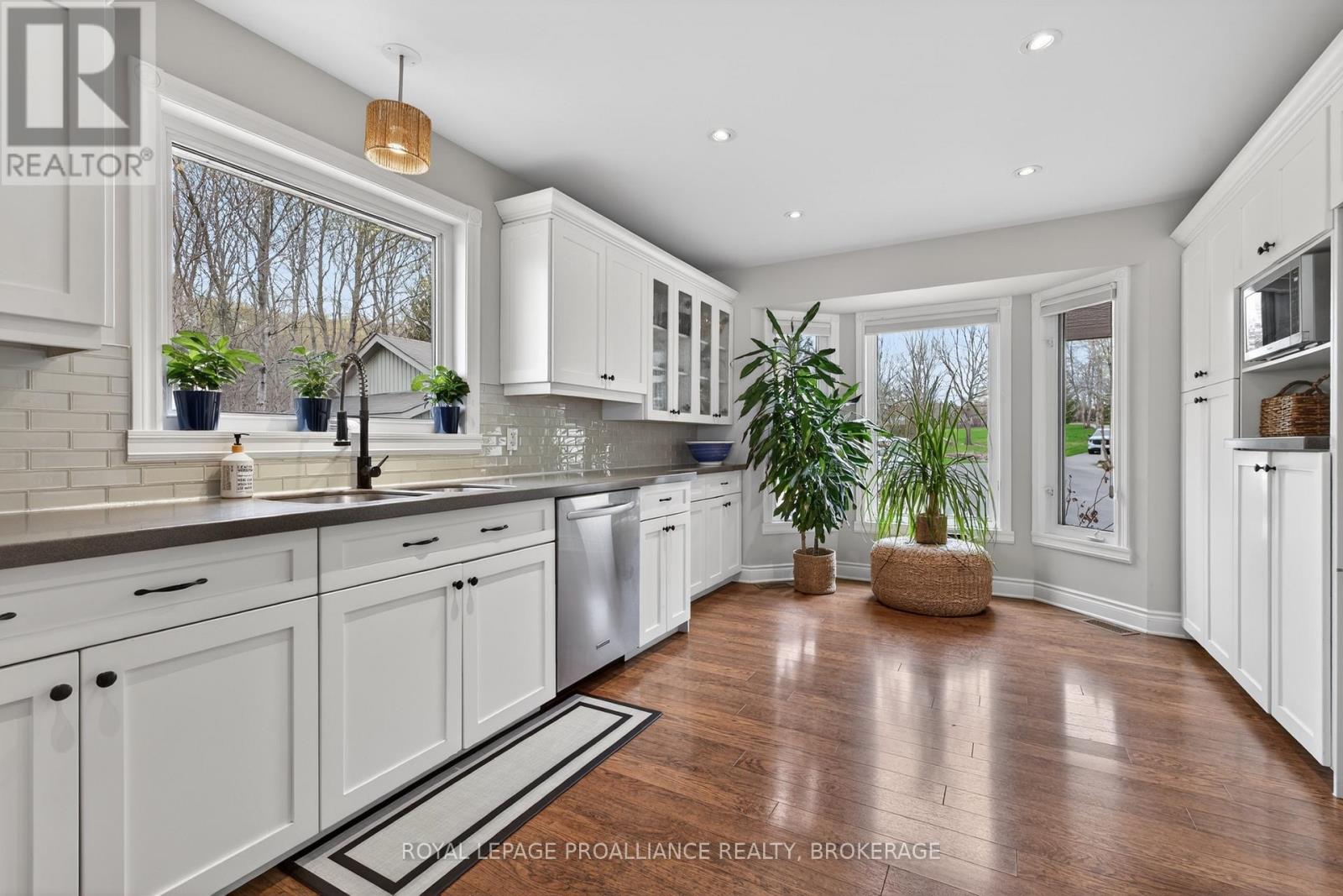 76 SPITHEAD ROAD - 12