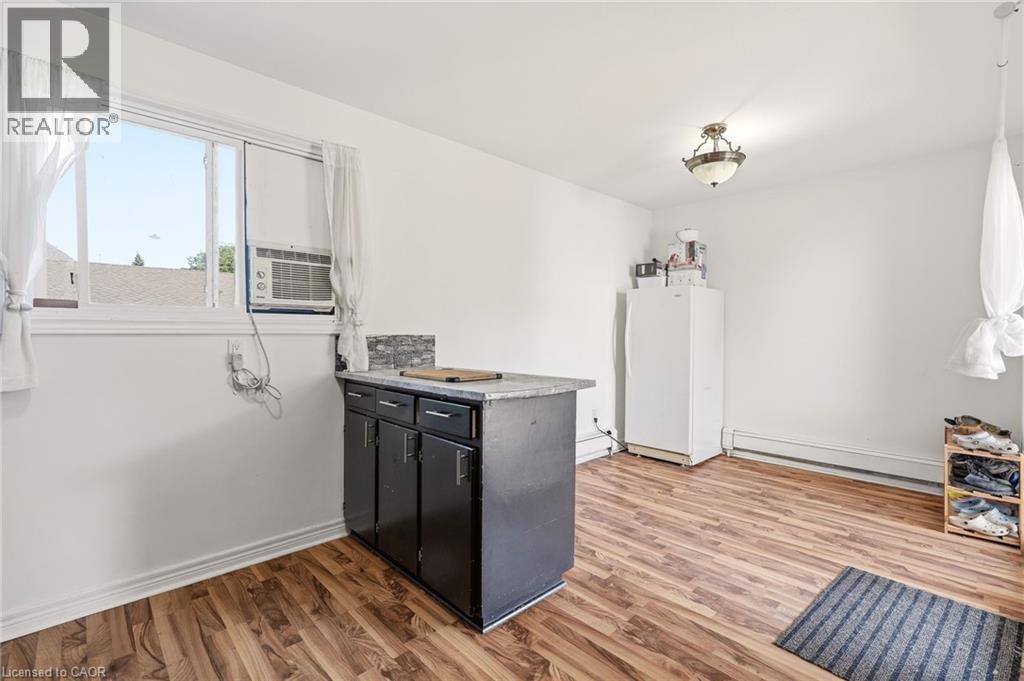 422 LOCK Street W - Image 12