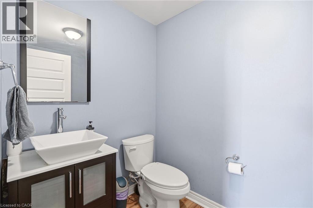 422 LOCK Street W - Image 13