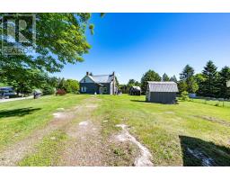 828 Cemetery Road, Lanark Highlands, ON K0G1K0 Photo 6