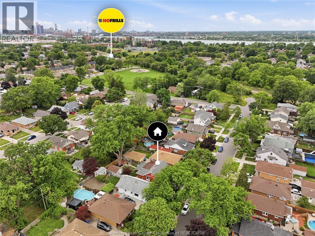 1351 FRANCOIS ROAD - 3
