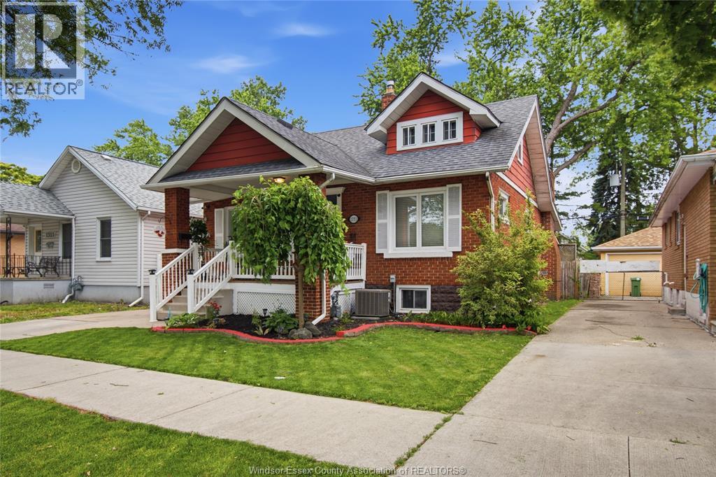 1351 FRANCOIS ROAD - 6