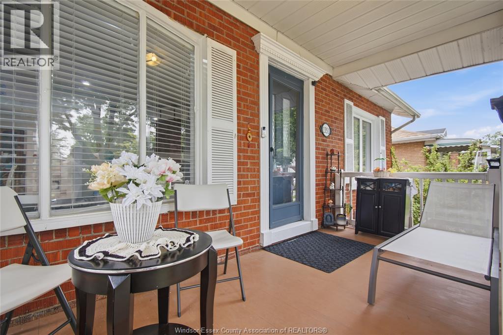1351 FRANCOIS ROAD - 14