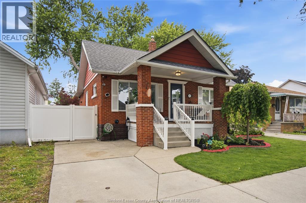 1351 FRANCOIS ROAD - 5