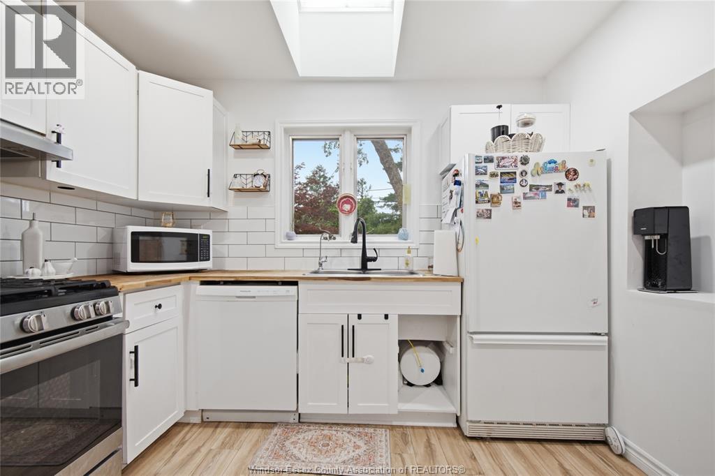 1351 FRANCOIS ROAD - 21