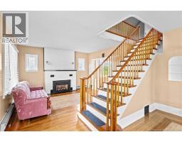 Living room - 98 Main Street, Minto, NB E4B3M2 Photo 10
