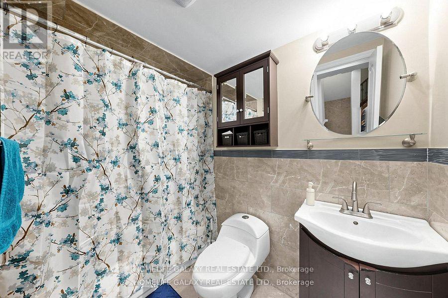 1871 ARBORWOOD DRIVE - 44