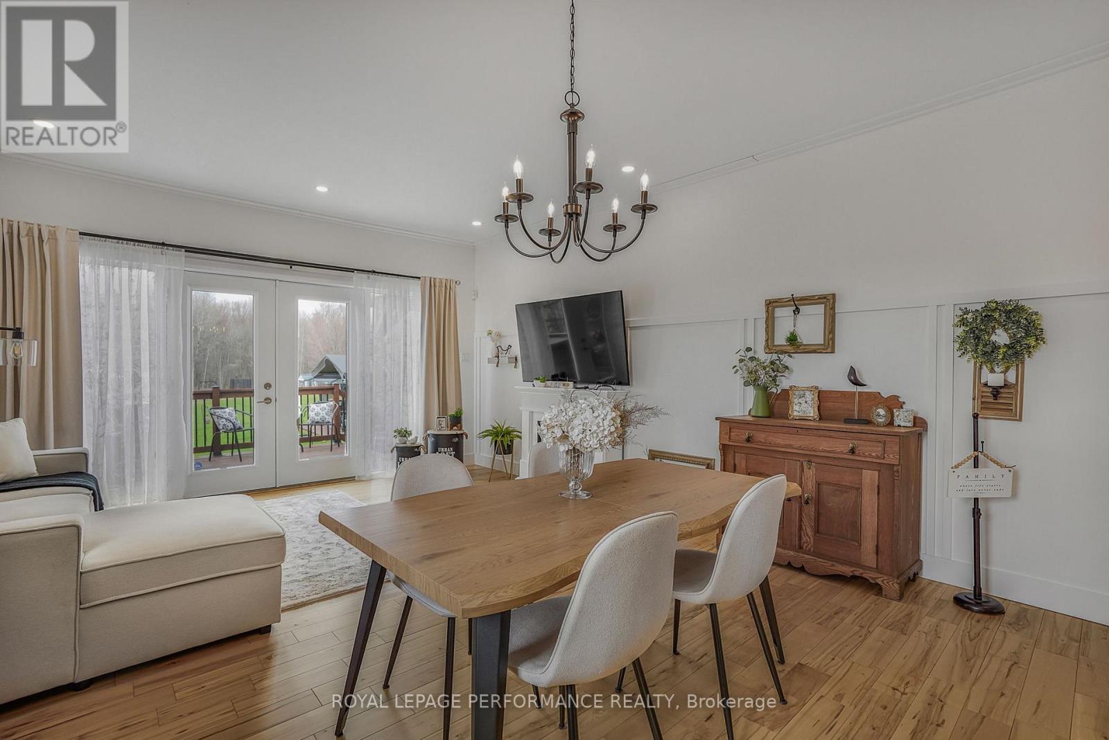 1560 SANDY HILL ROAD - 32
