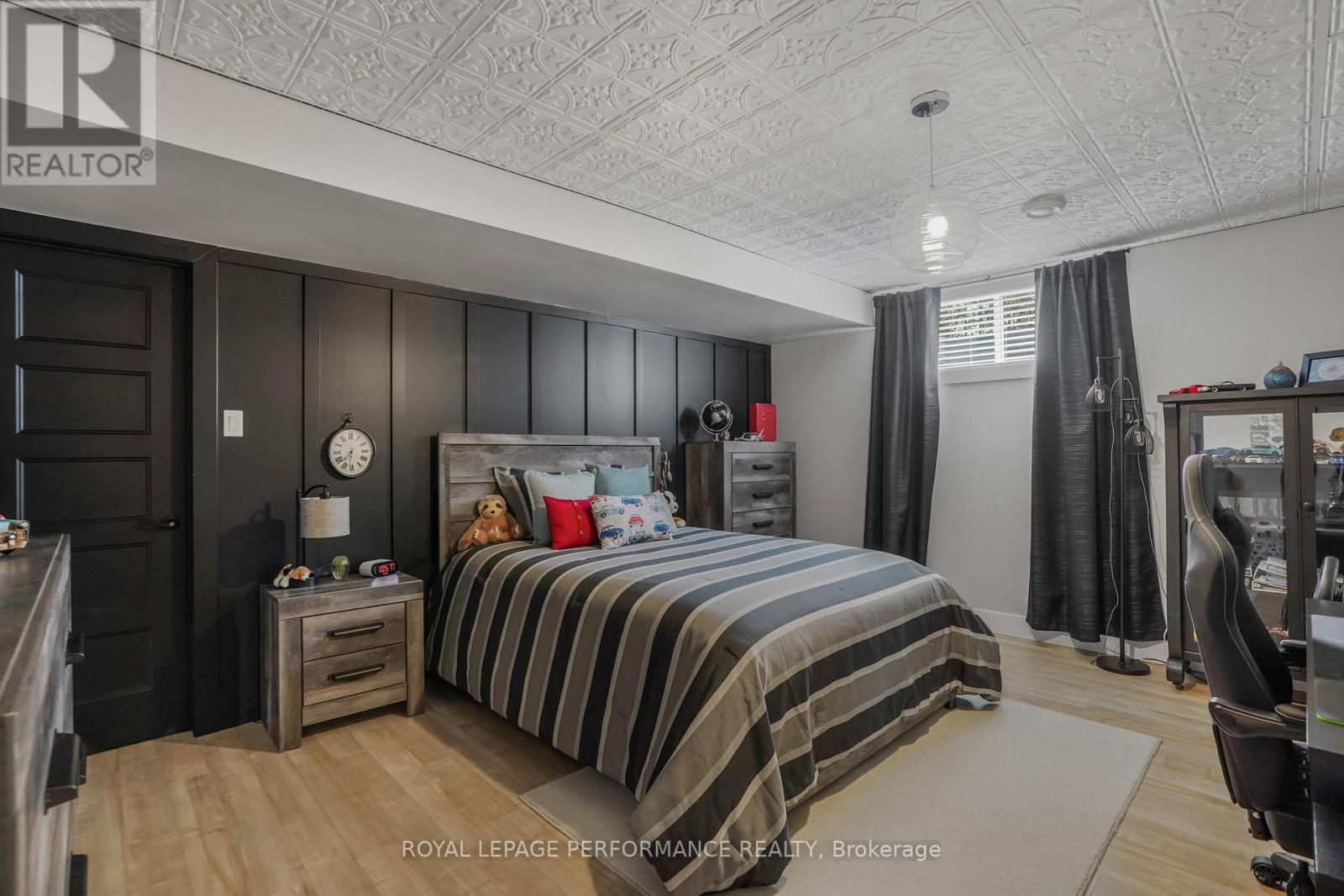 1560 SANDY HILL ROAD - 26