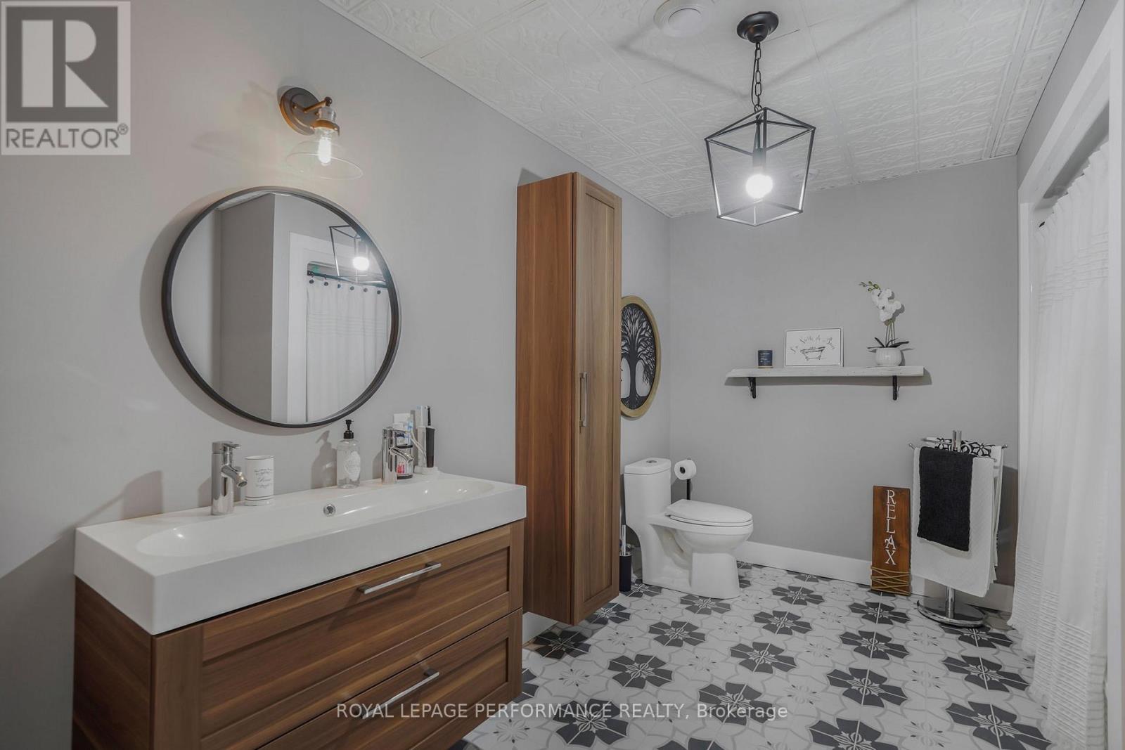 1560 SANDY HILL ROAD - 27