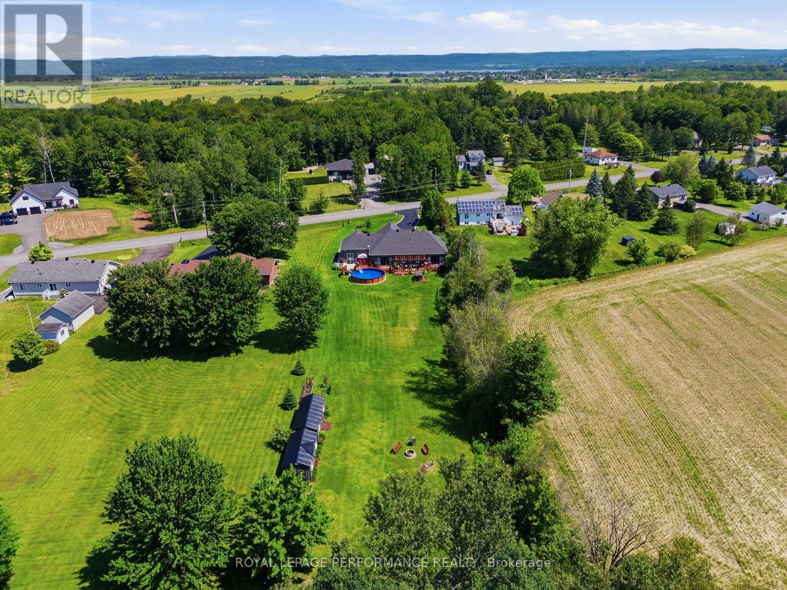 1560 SANDY HILL ROAD - 44
