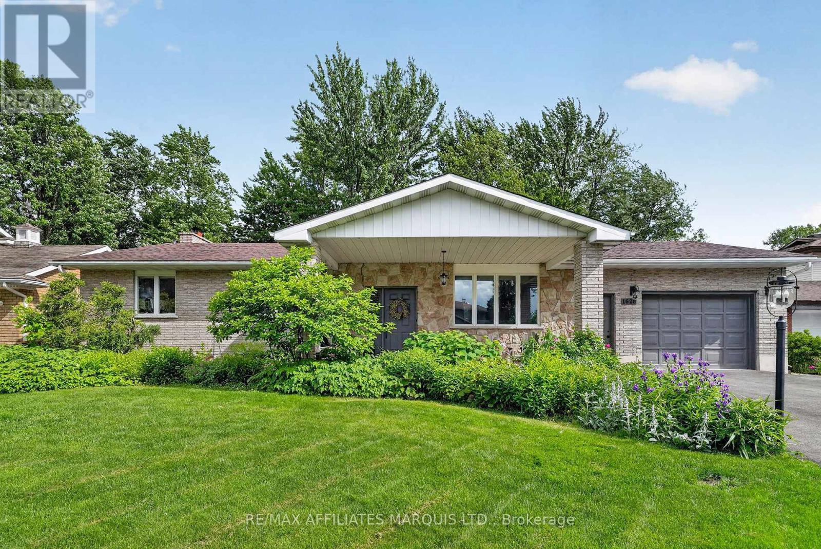 1628 GRANT AVENUE - 1