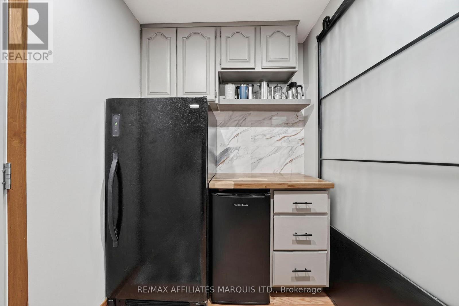 1628 GRANT AVENUE - 15