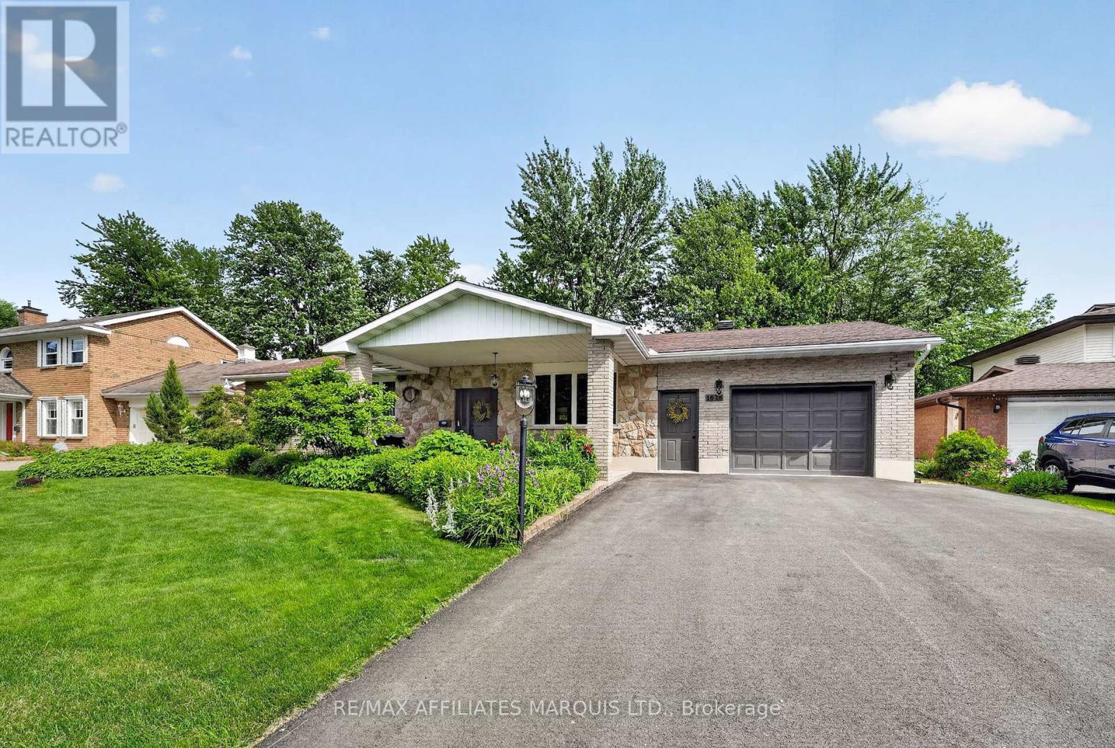 1628 GRANT AVENUE - 2