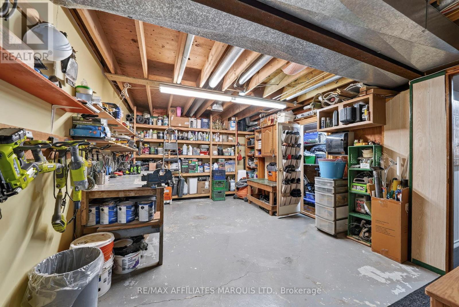 1628 GRANT AVENUE - 36