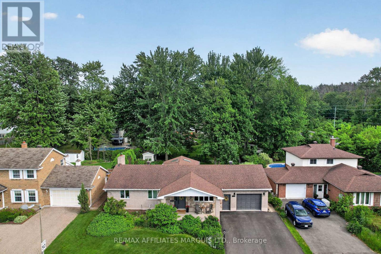 1628 GRANT AVENUE - 45