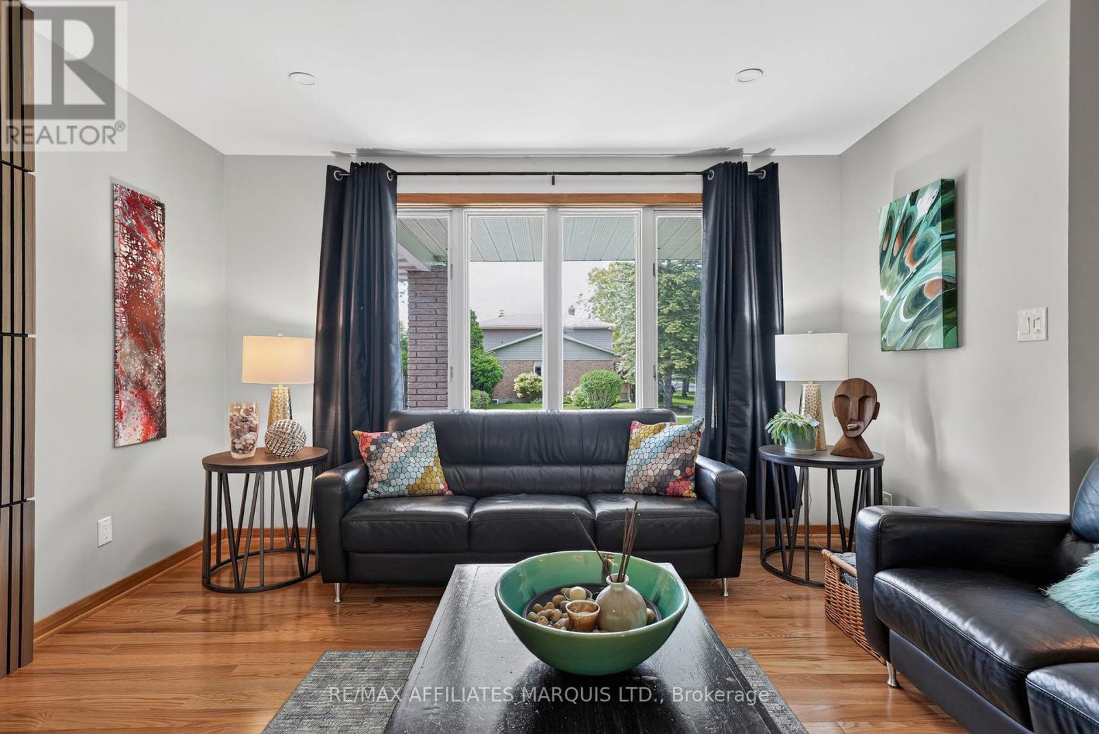 1628 GRANT AVENUE - 8