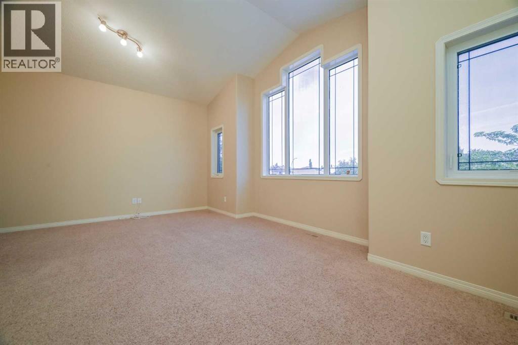 8841 Lakeland Drive — photo 15
