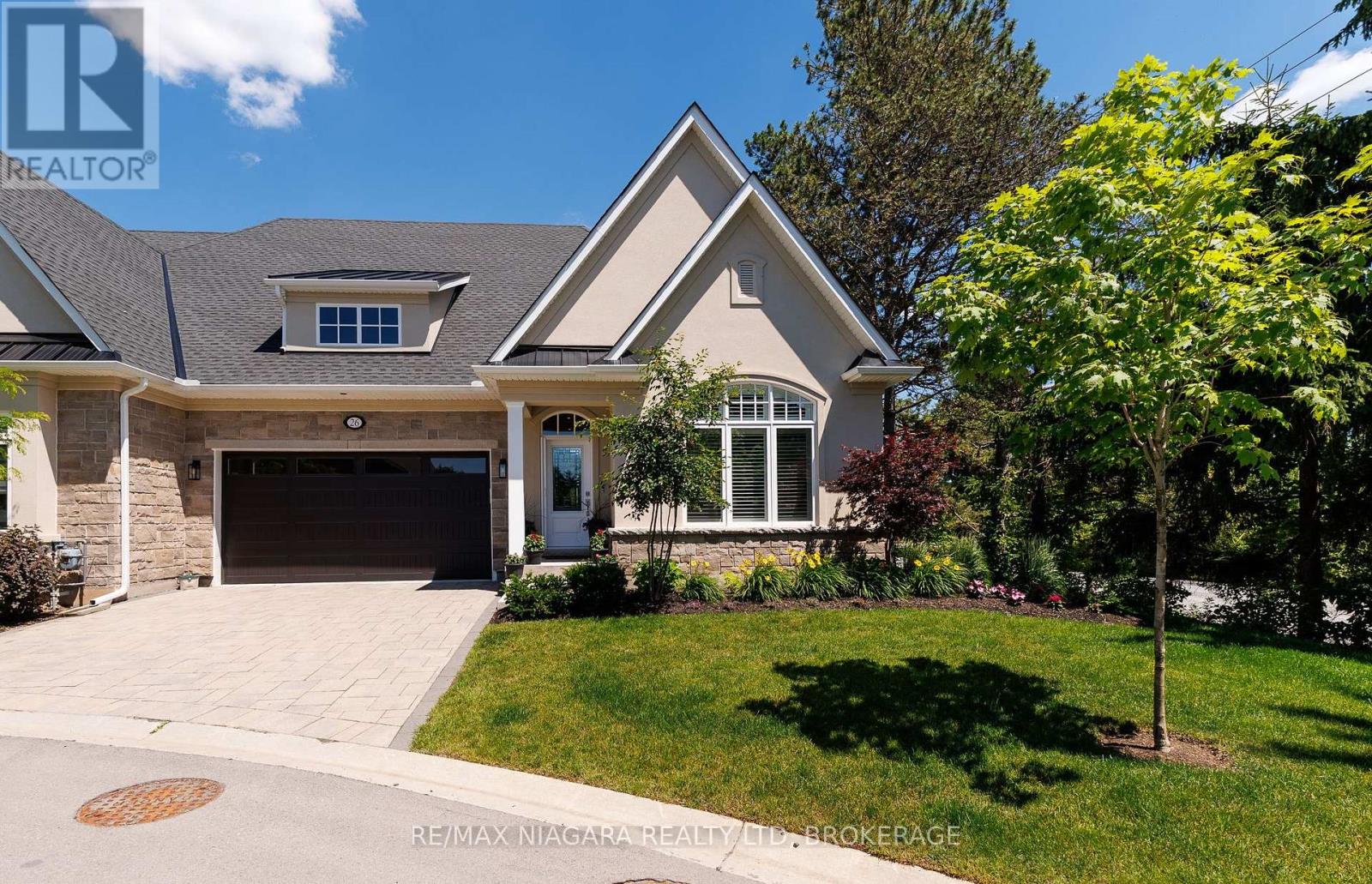 26 SASSAFRAS ROW - 1