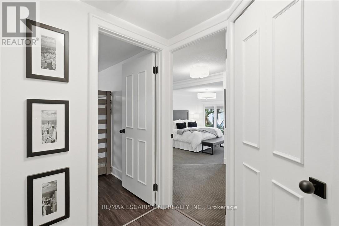 225 ST. PAUL STREET - 17
