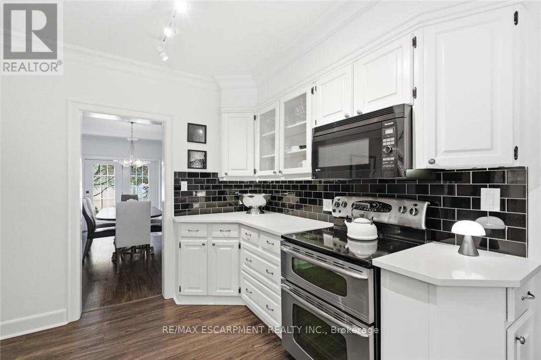 225 ST. PAUL STREET - 13