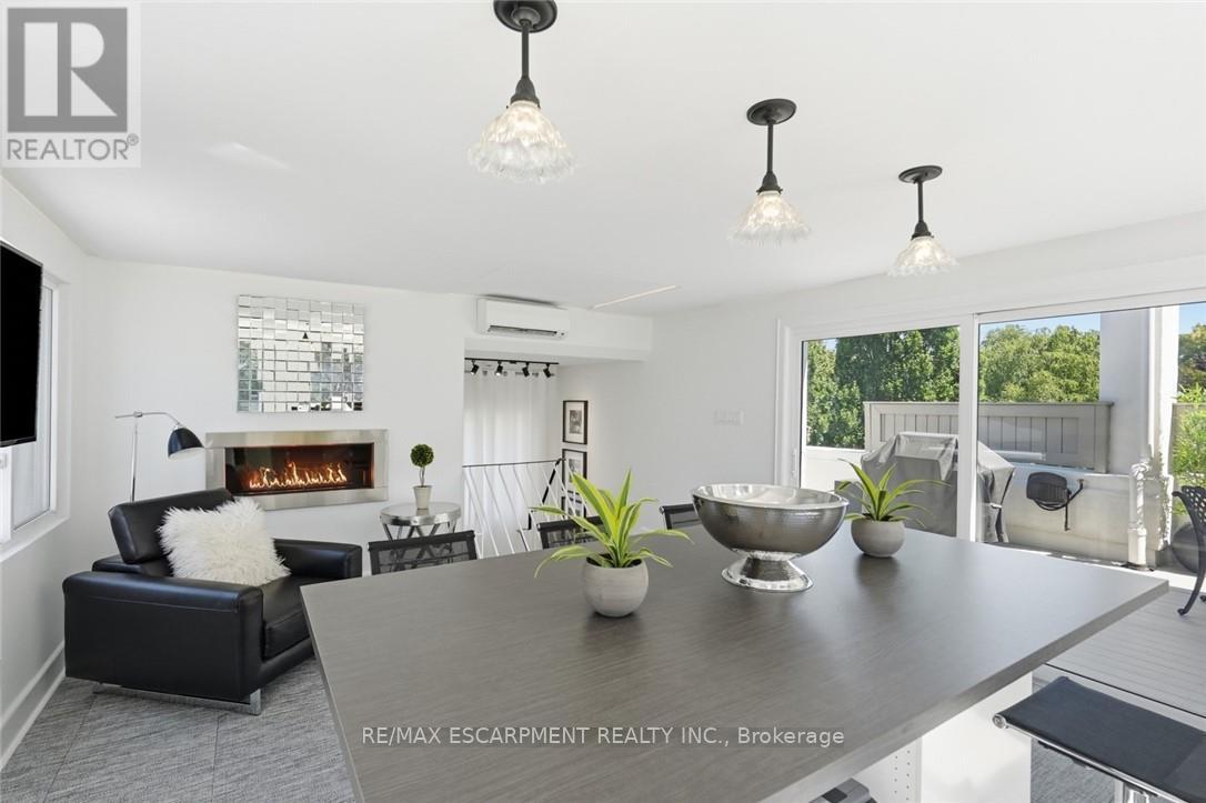 225 ST. PAUL STREET - 32