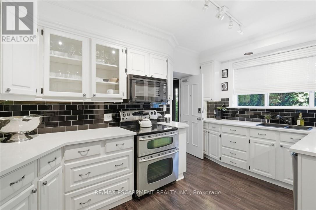 225 ST. PAUL STREET - 14