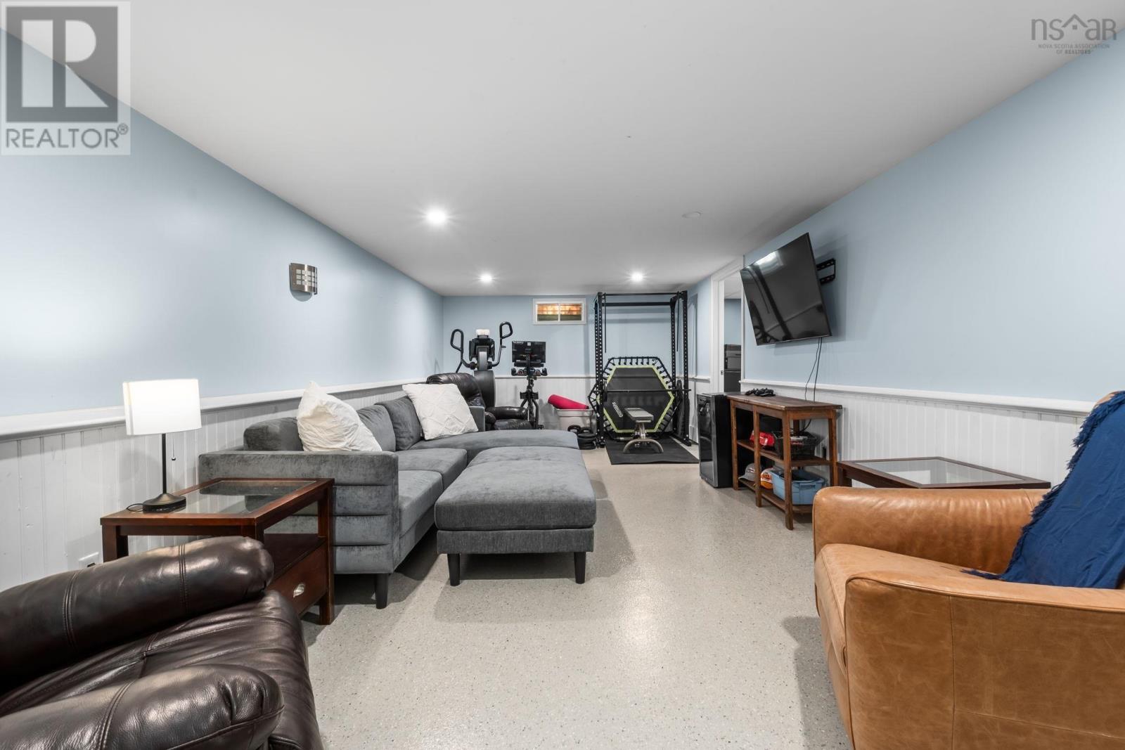 82 Hirtle Drive - 37