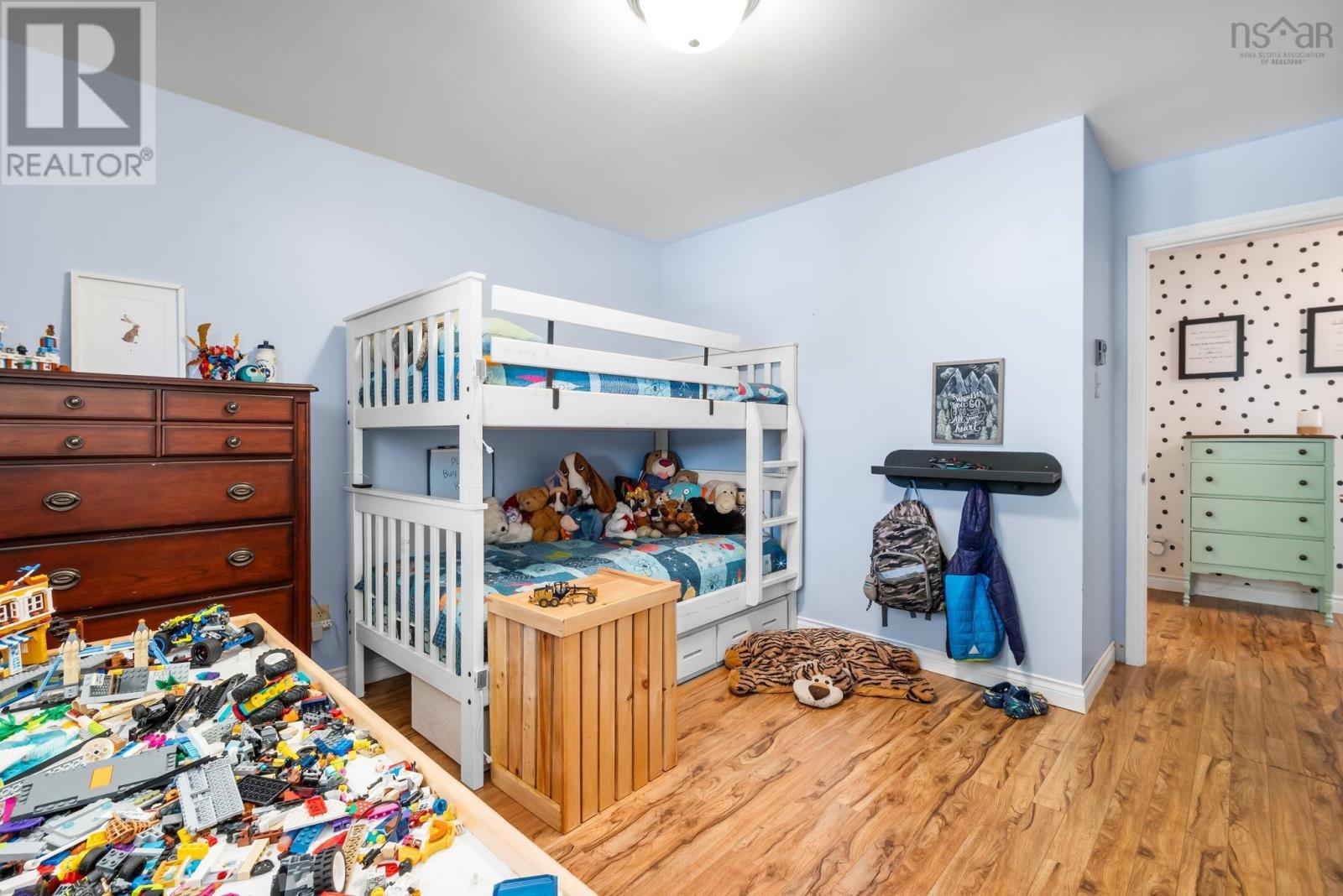 82 Hirtle Drive - 29