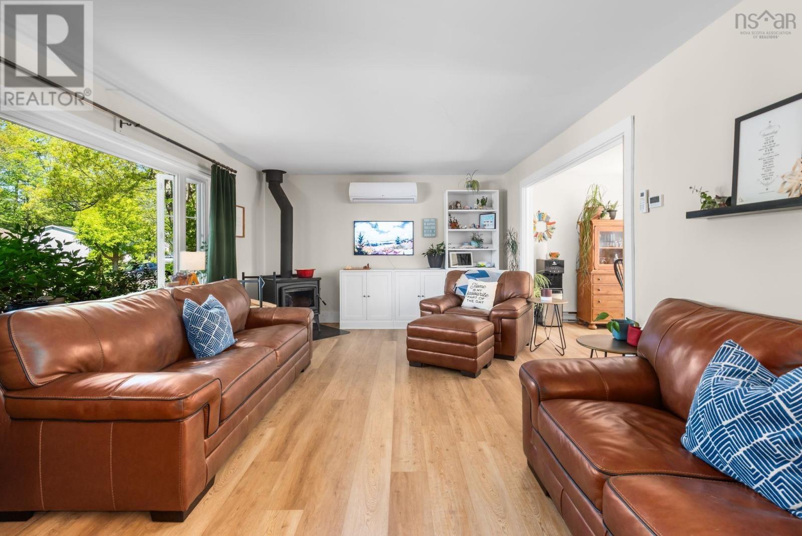 82 Hirtle Drive - 15
