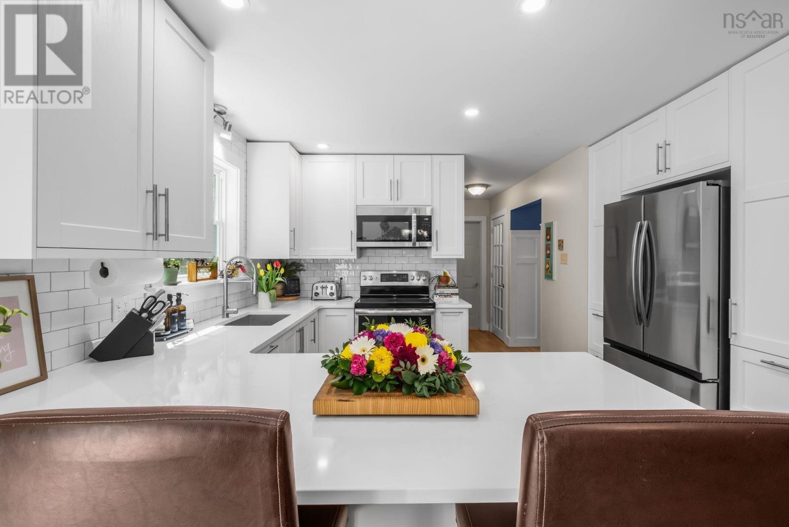 82 Hirtle Drive - 7