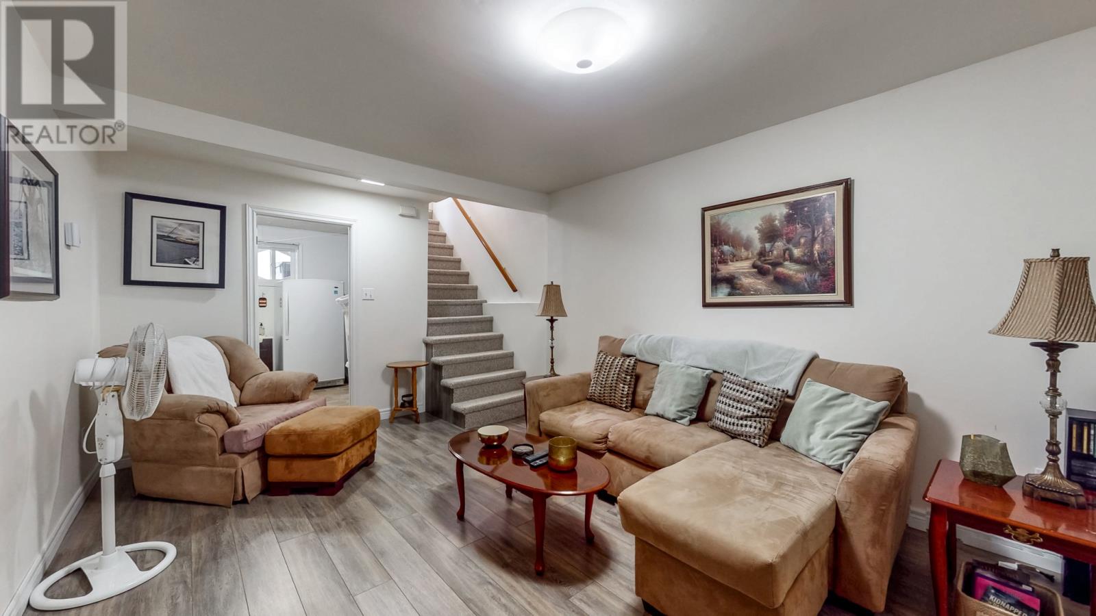 28 Swansborough Heights thumbnail 15