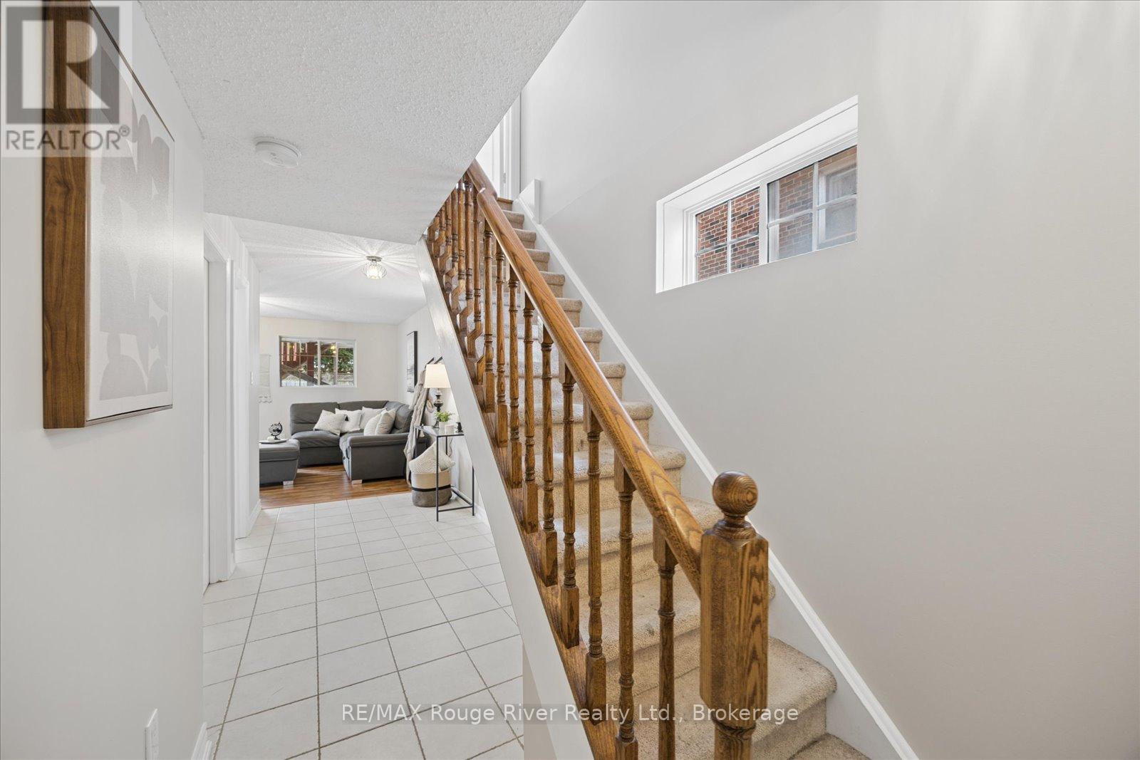72A LAUREL AVENUE - 31