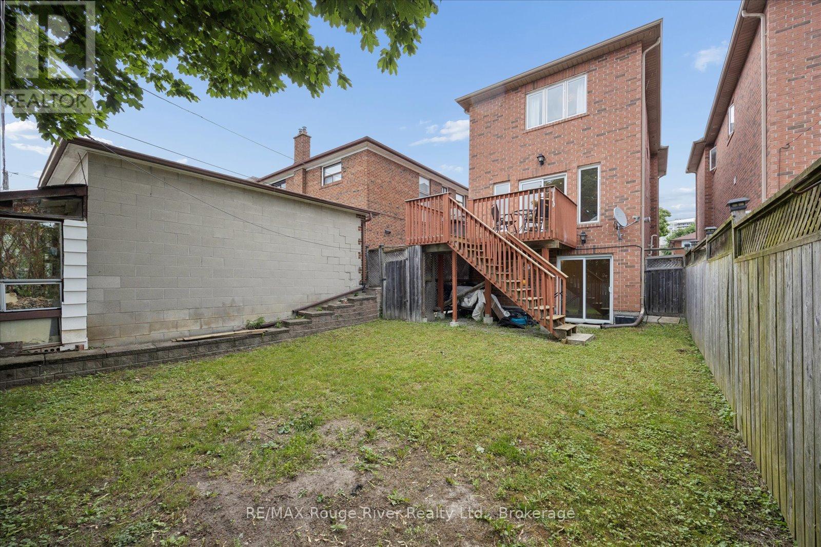 72A LAUREL AVENUE - 39