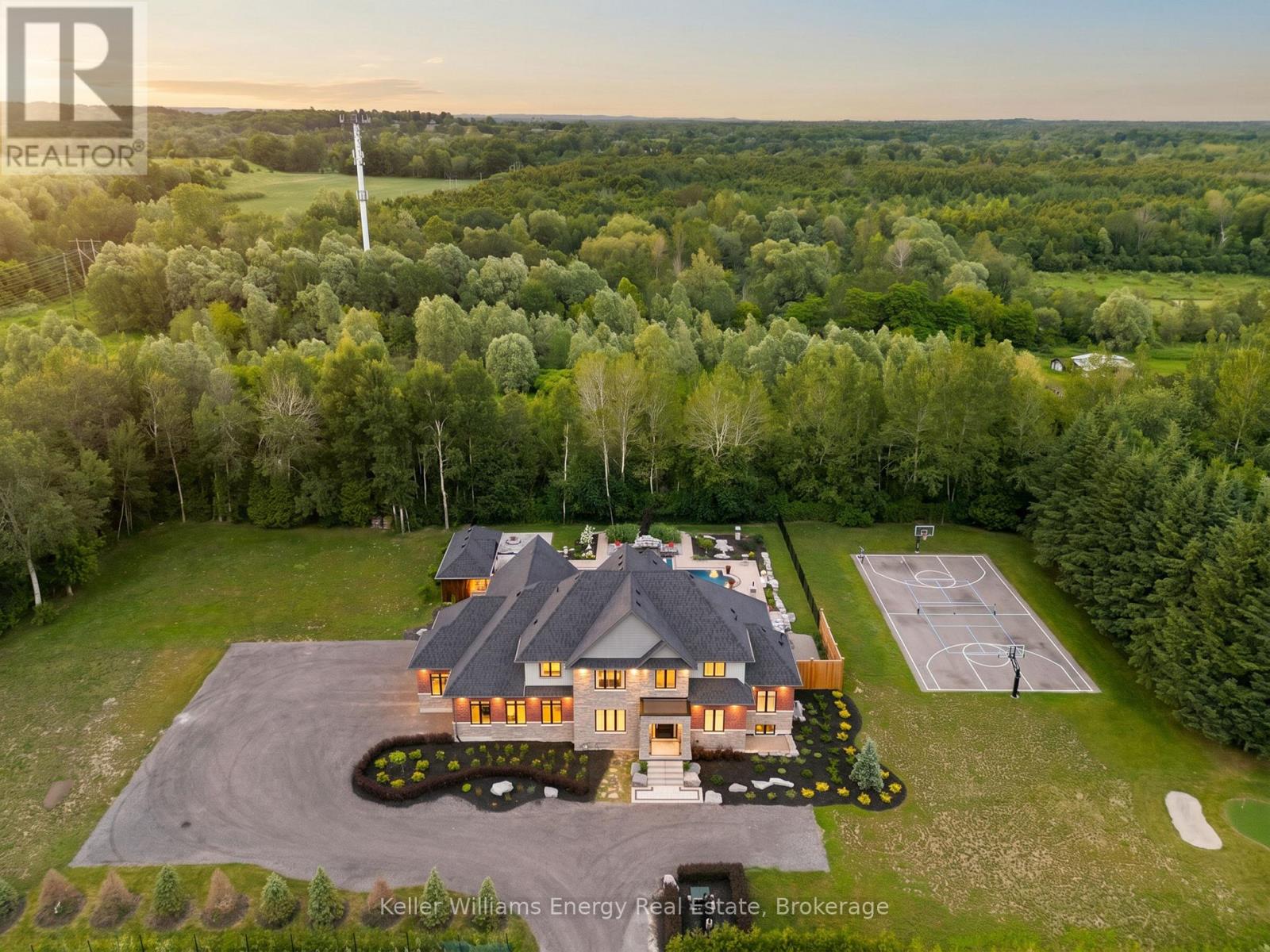 849 TOWNLINE ROAD N - 2