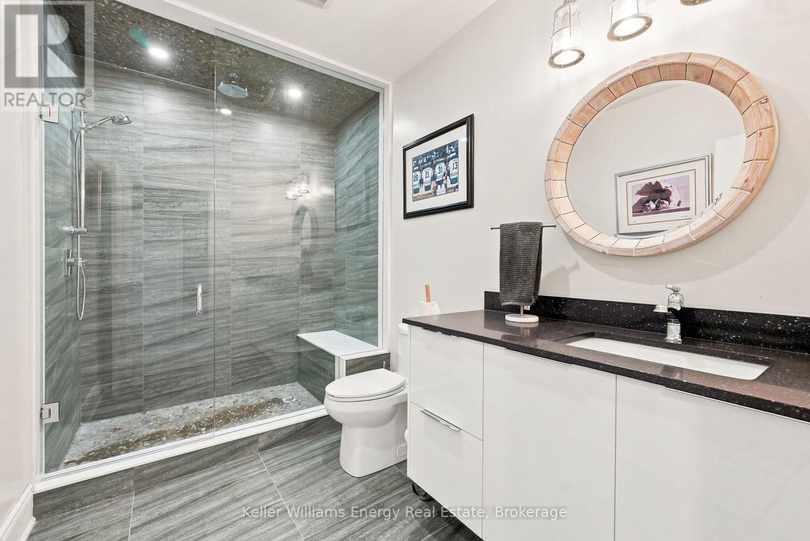 849 TOWNLINE ROAD N - 32