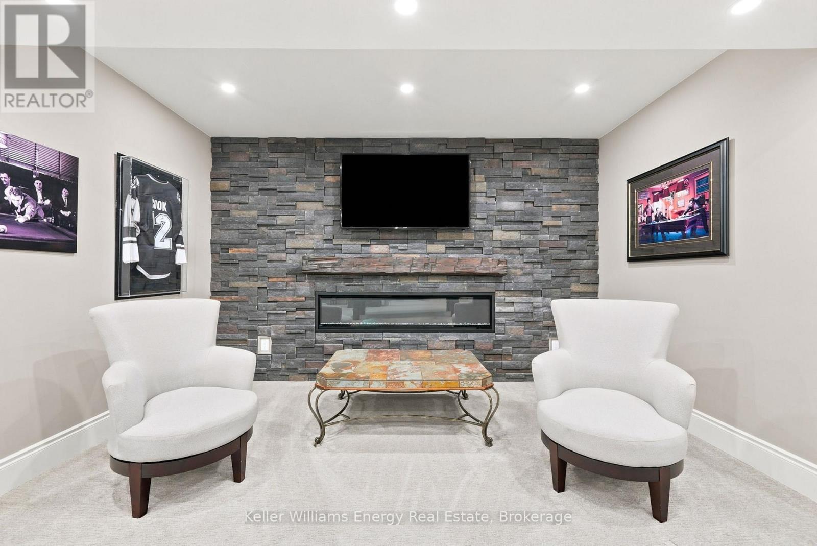 849 TOWNLINE ROAD N - 34