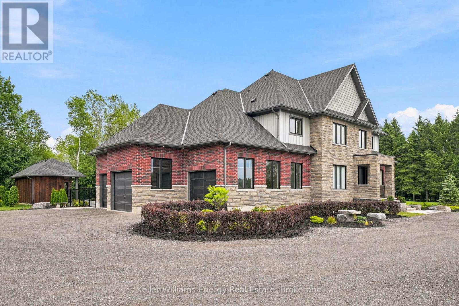 849 TOWNLINE ROAD N - 7