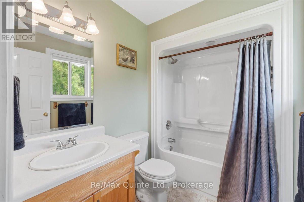 219 HELYER ROAD - 17