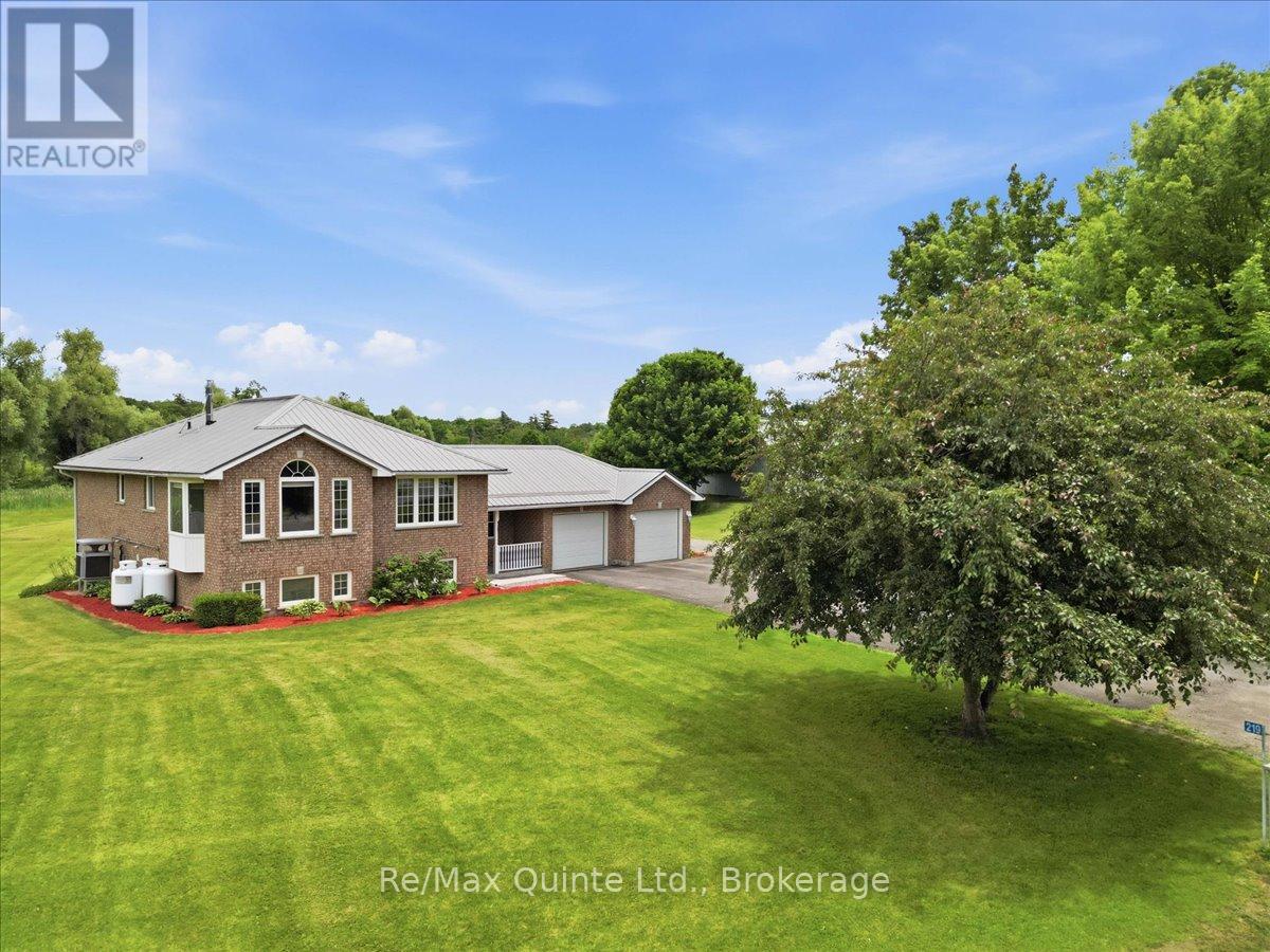 219 HELYER ROAD - 2