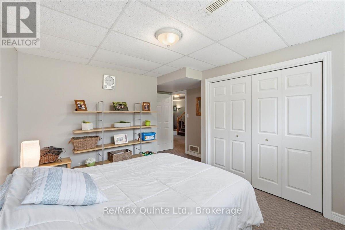 219 HELYER ROAD - 21