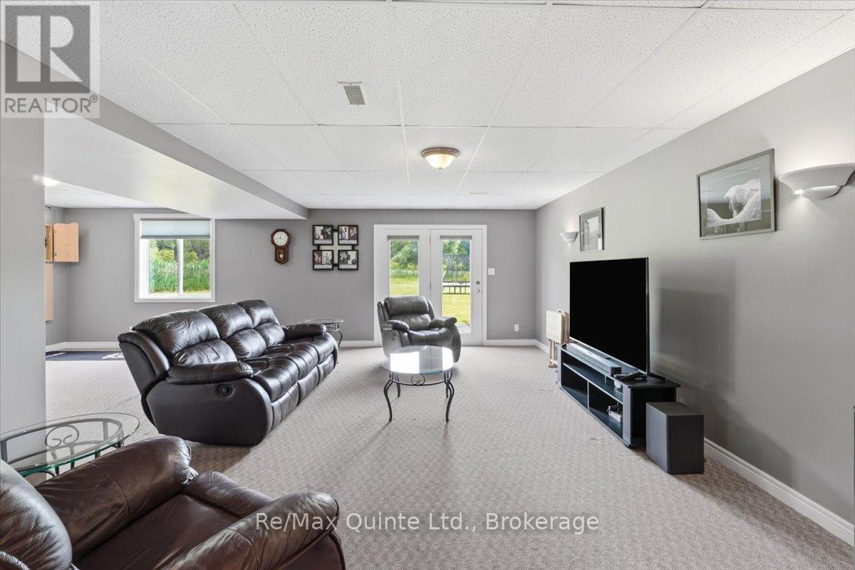 219 HELYER ROAD - 24